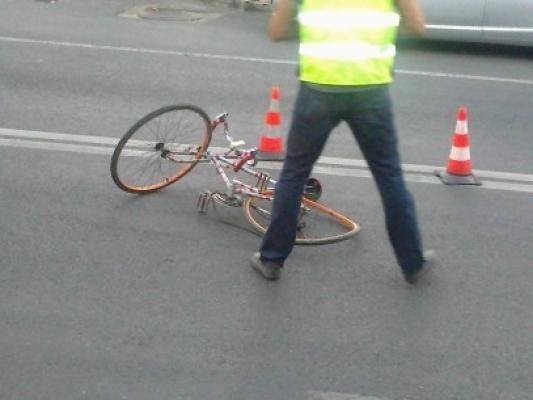 Şoferul care a accidentat un biciclist la Năvodari cică a fugit de la locul faptei pentru a nu mânca bătaie